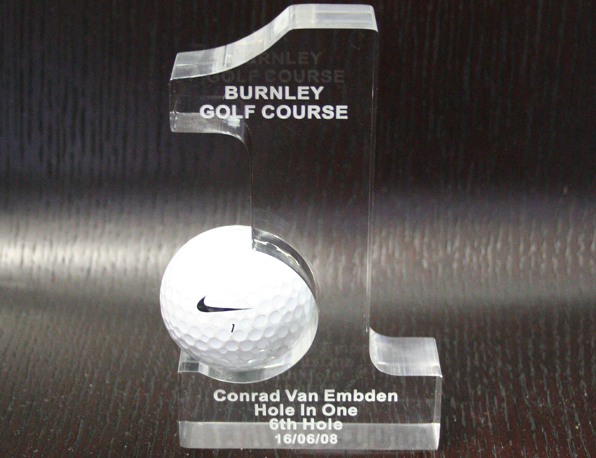 Burnley-Golf_hole-in-one-20mm-acrylic-laser-cut-etched