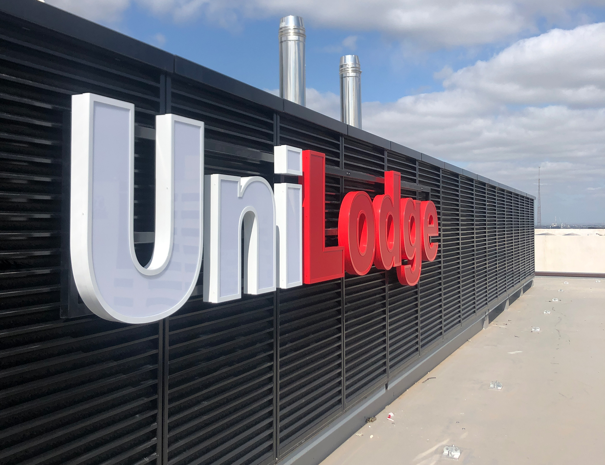 UniLodge Plant room – LED front lit fabricated logo
