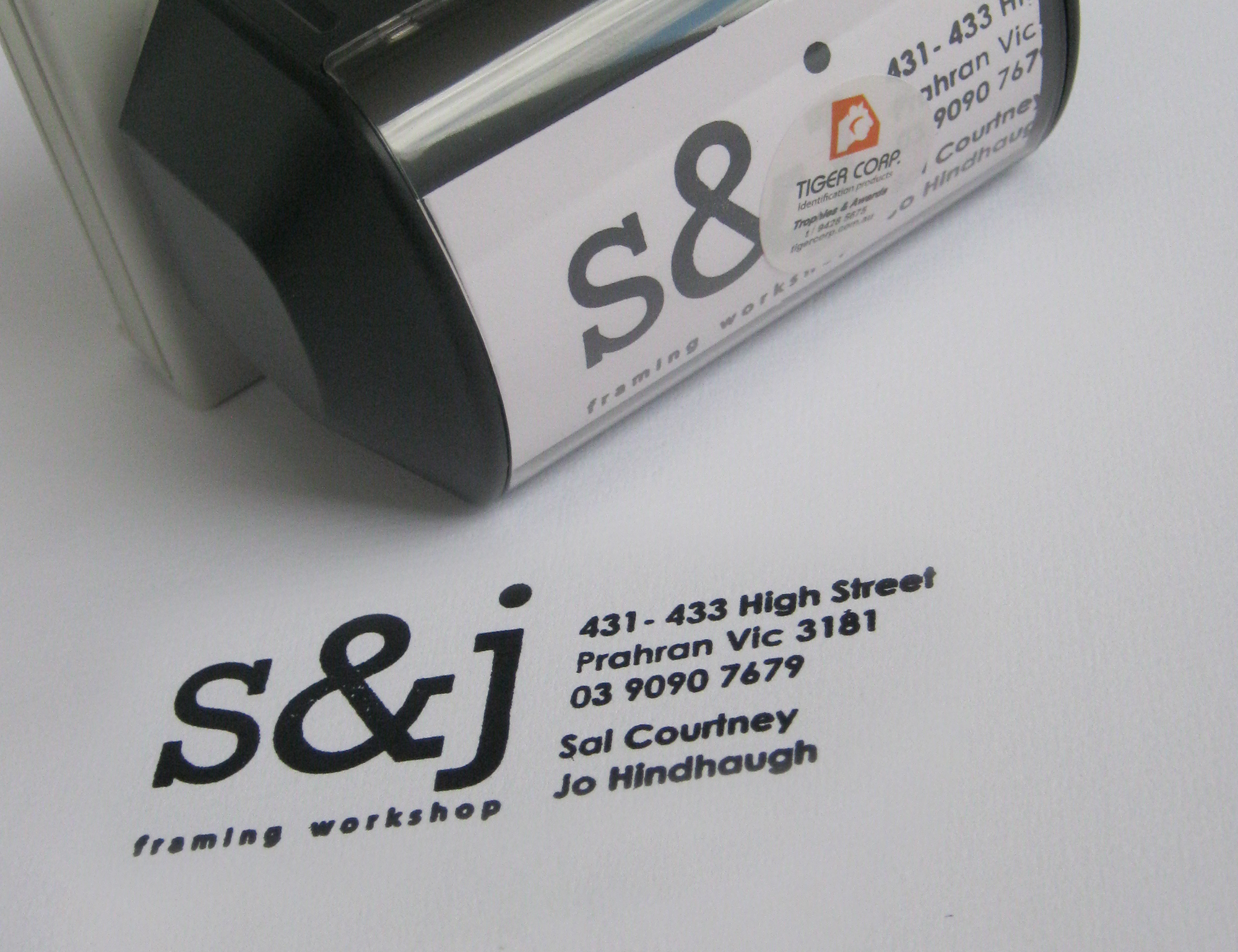 self-inking-and-rubber-stamp
